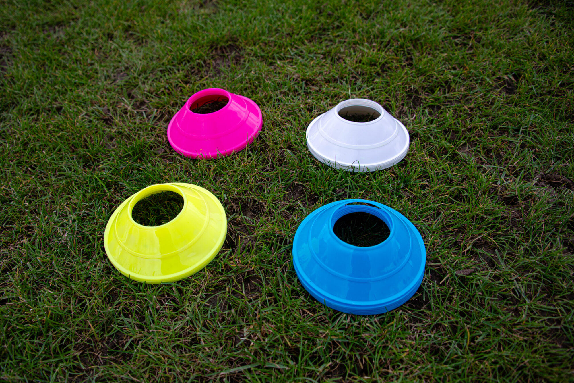 Set di 24 mini pioli di confine 4/5