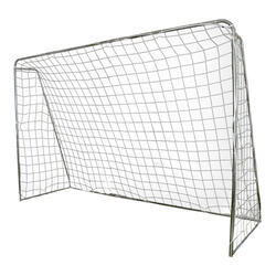 But en acier 3x2m avec un ballon