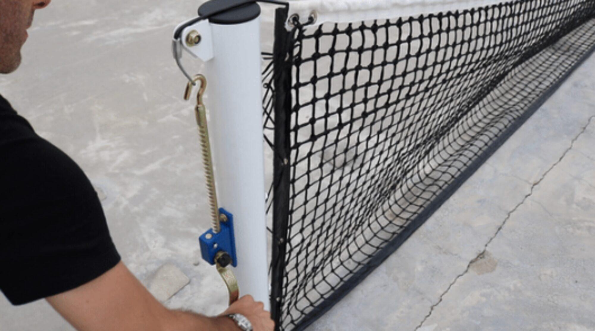 Transportabler integraler Tennispfosten aus Stahl Carrington 3/7