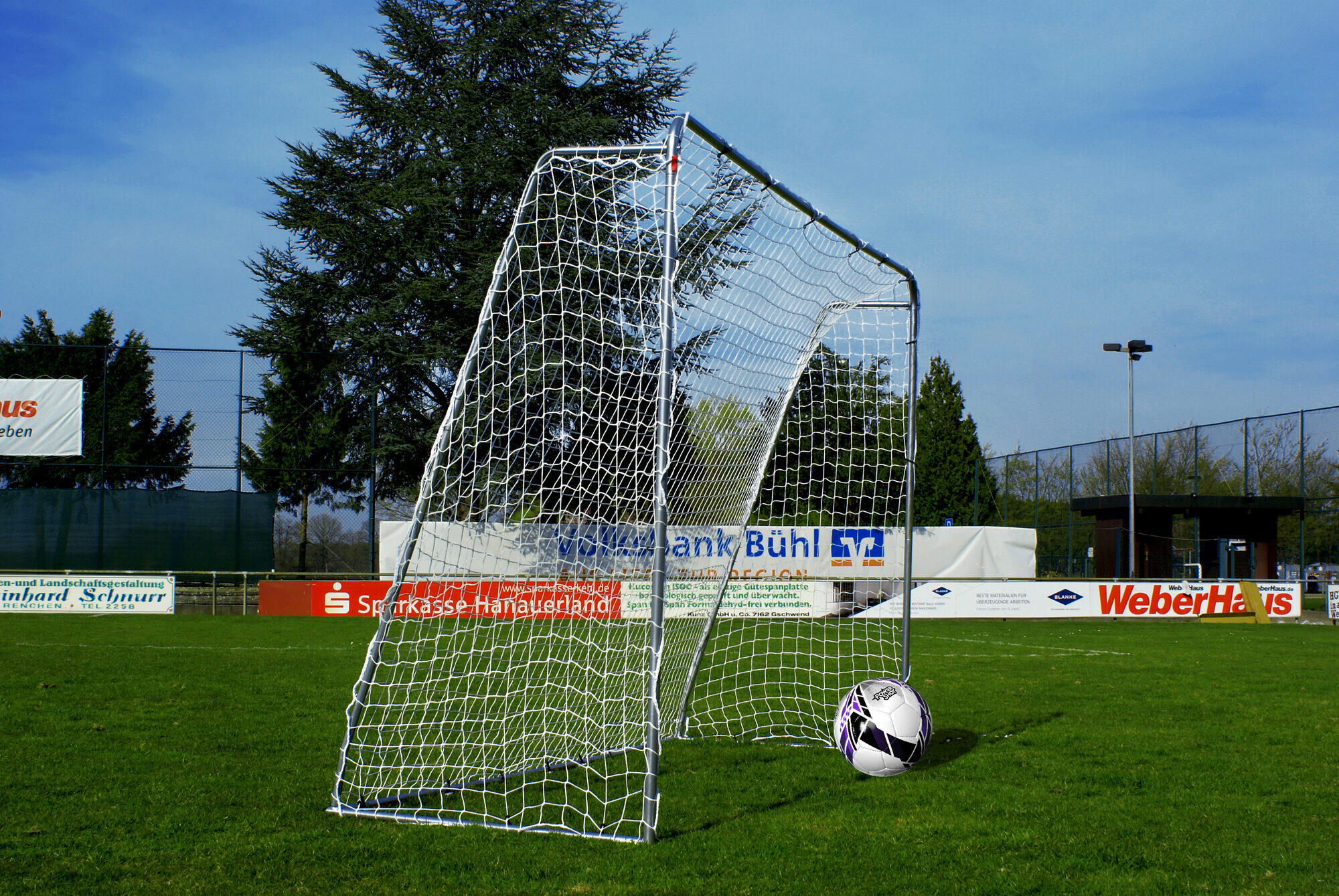 Porta in acciaio 3x2m con pallone 3/8