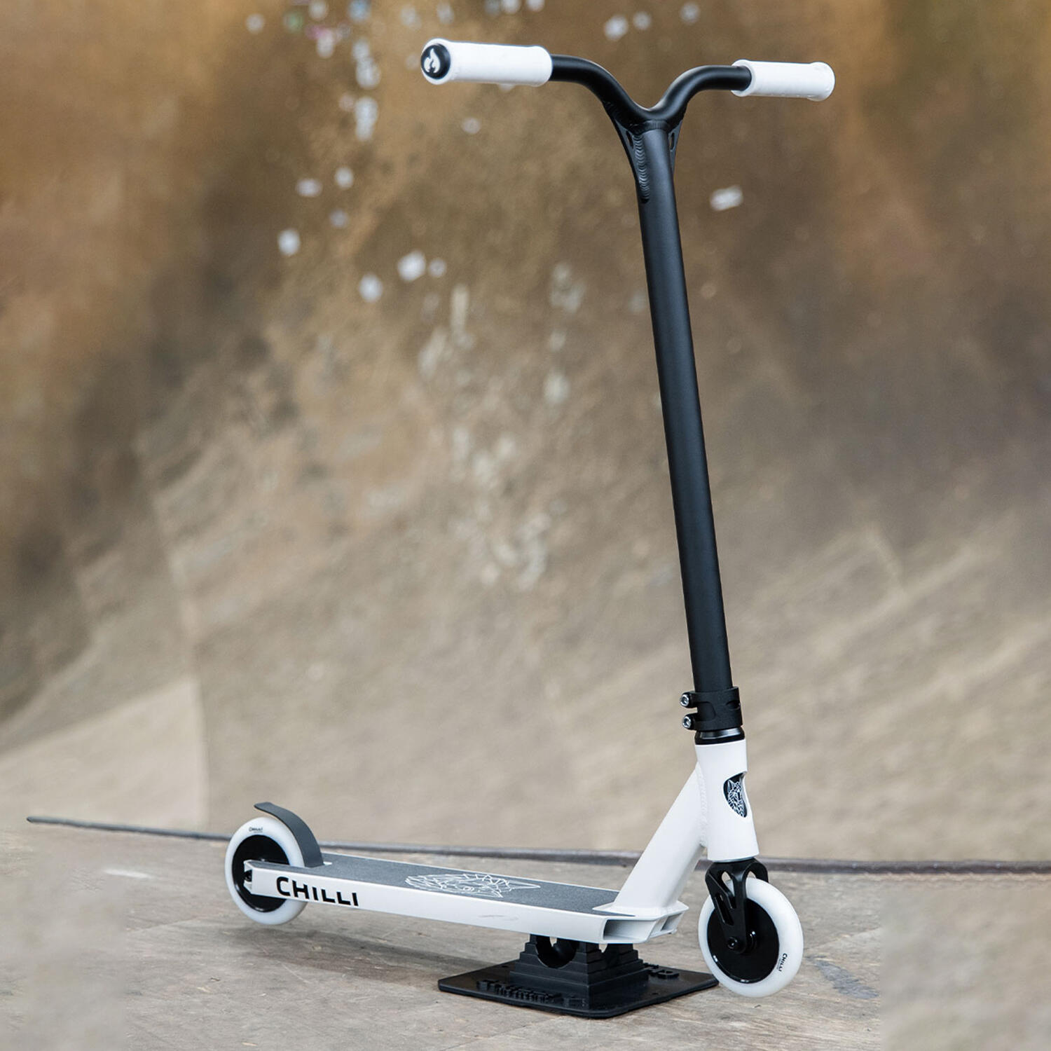 Stunt Scooter Chilli Pro Scooter Archie Cole 2024 2/7