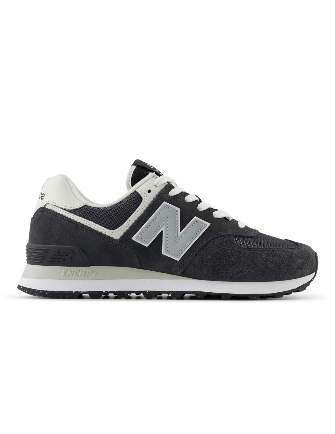 NEW BALANCE picture