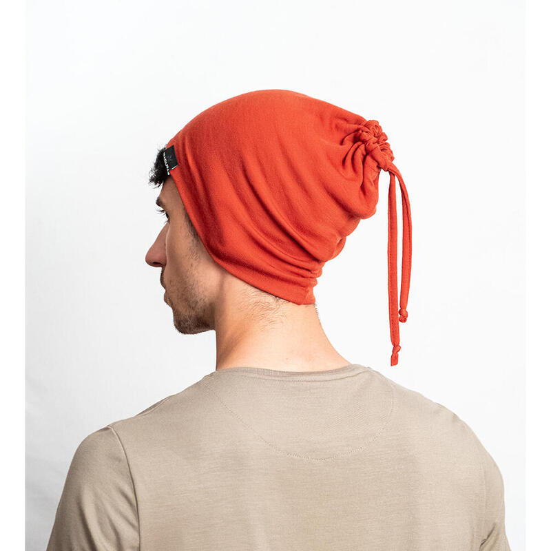 Căciulă cu șnur 100% merino