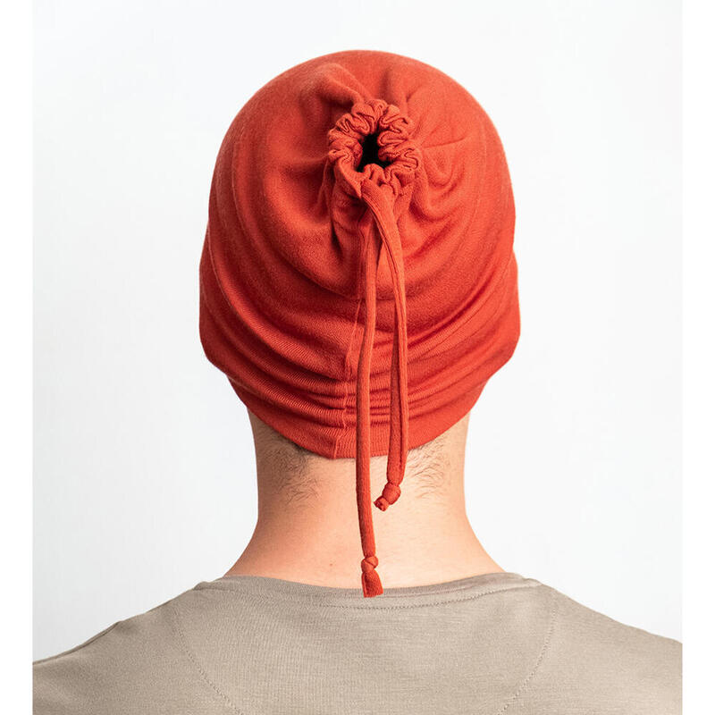 Căciulă cu șnur 100% merino