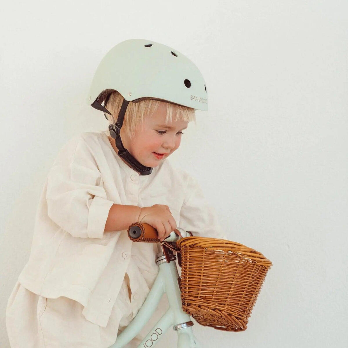 CASCO DE BICI MENTA PÁLIDO ABS NIÑOS 3-7 AÑOS PROTECCIÓN 3/3
