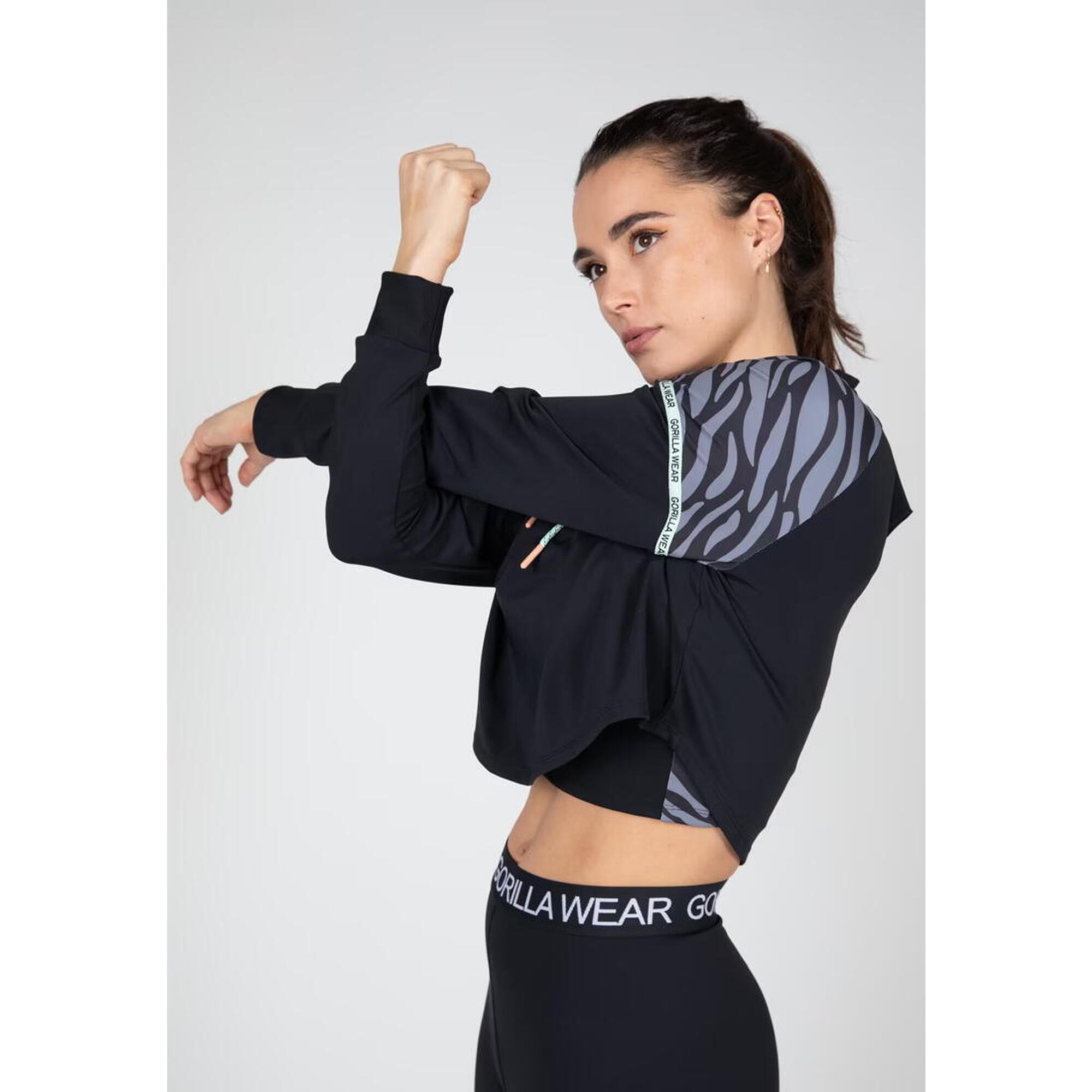 Zion Cropped Hoodie - Black