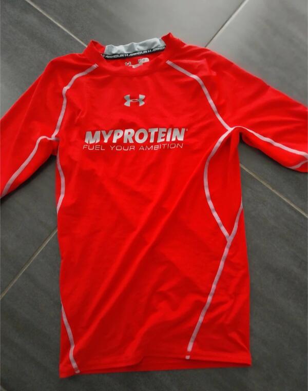 UNDER ARMOUR picture