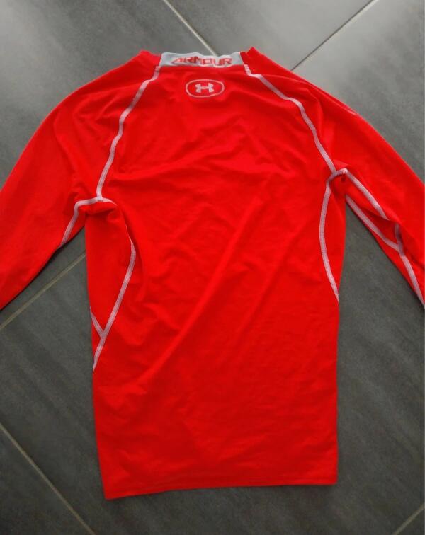 Tussen Particulieren - Under Armoir t-shirt met lange mouwen 2/3