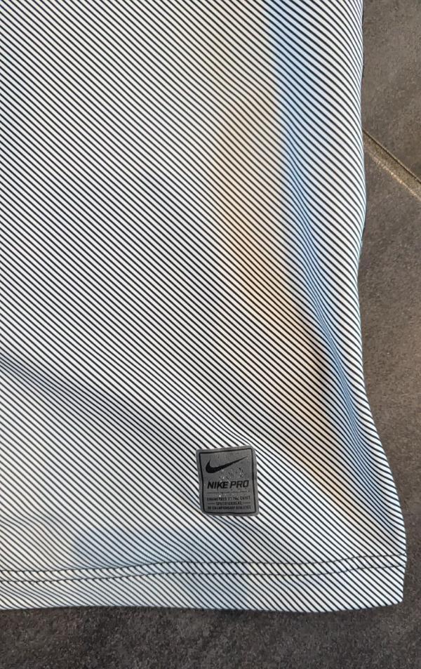 Entre Particuliers - T shirt manche longue Nike 3/4