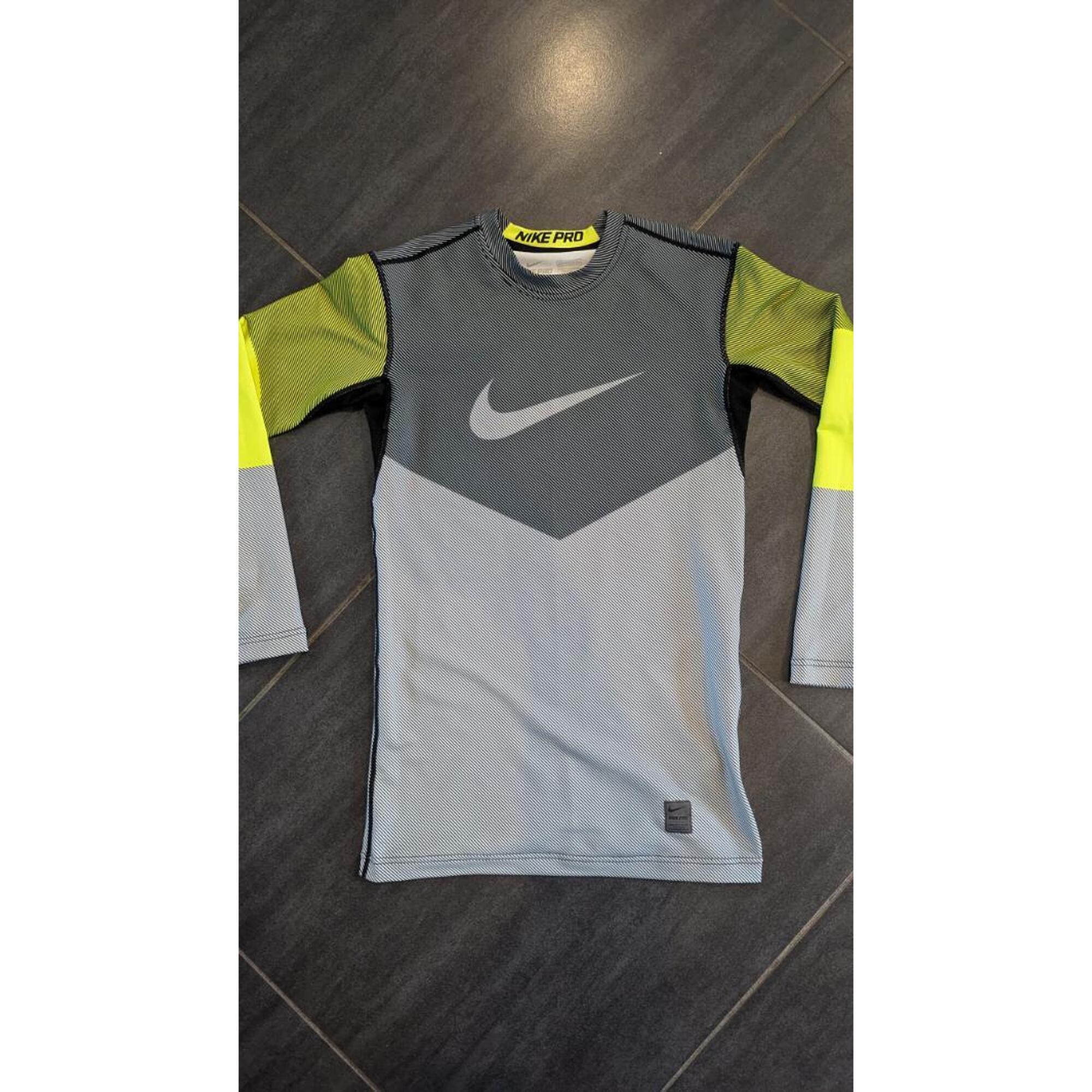 Tussen Particulieren - Nike T-shirt lange mouwen