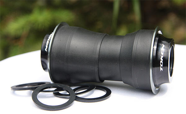 Suport rowerowy TOKEN PF30PR Rama PF30 (46mm) Korba SRAM GXP (24/22) 4/4