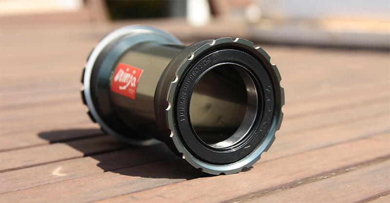 Suport rowerowy TOKEN TF4630 Rama PF30 BB386 (46mm) Korba  30mm 5/7
