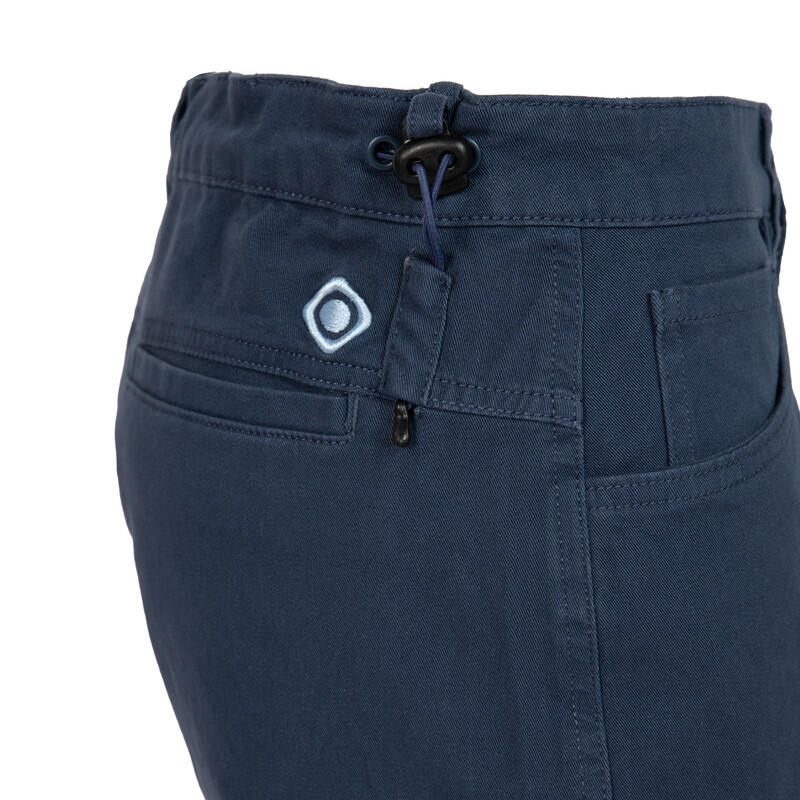 Short de montagne Izas LARDY SH W pour femme : liberté et confort pour vos 3/4