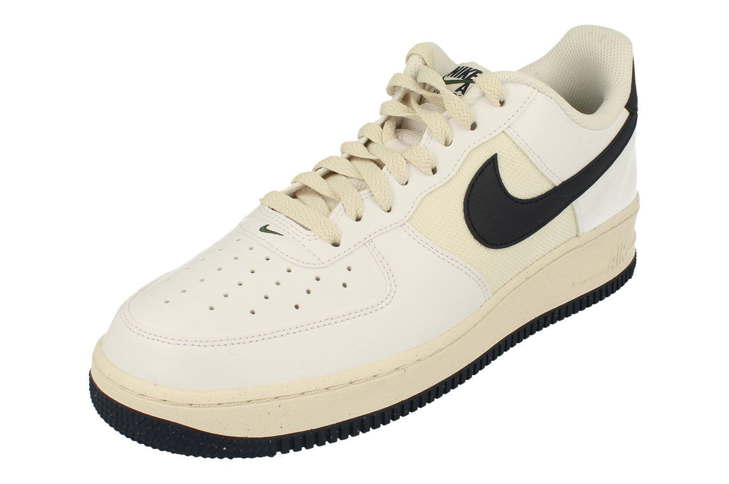 NIKE picture
