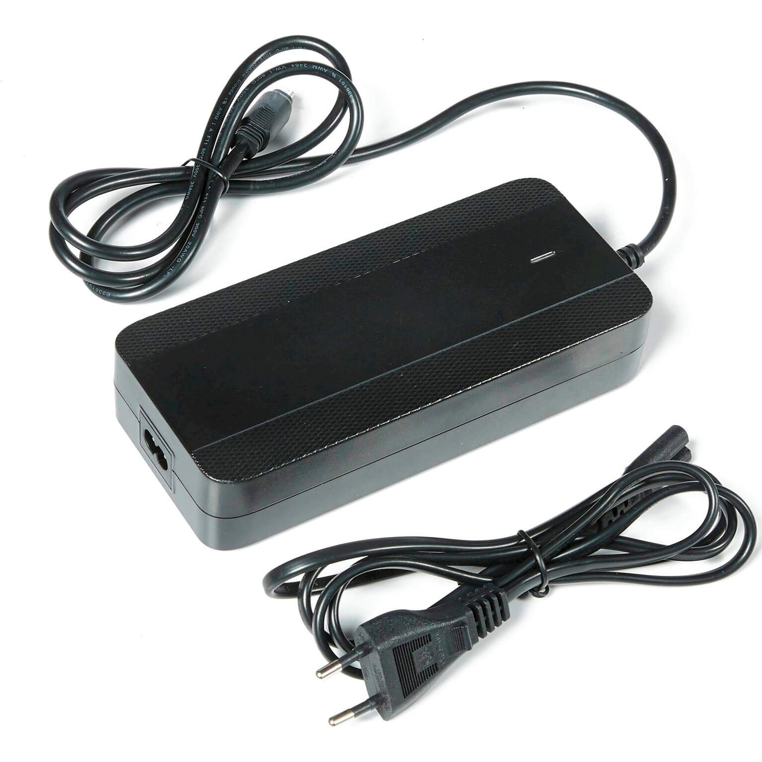 Chargeur 4A Sport Drive 36V 3/3