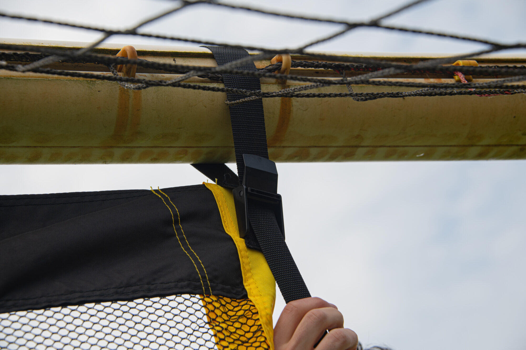 POWERSHOT® 7.32 x 2.44 m Self-Weighted Shooting Wall in Mesh Nylon 4/7