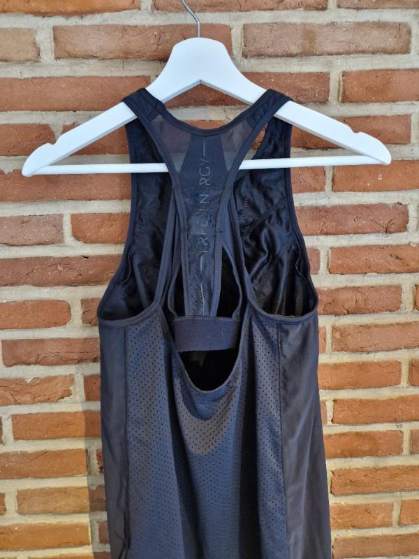 Tussen Particulieren - Domyos geïntegreerde tanktop 2/2