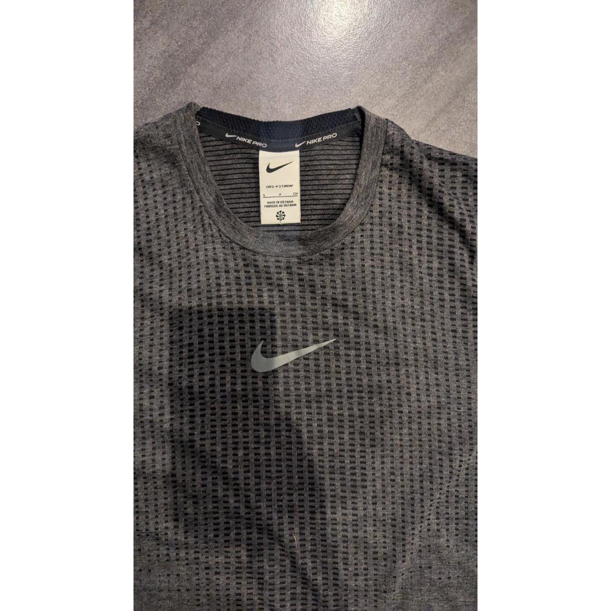 Entre Particuliers - T-shirt Nike  pro ADV gris