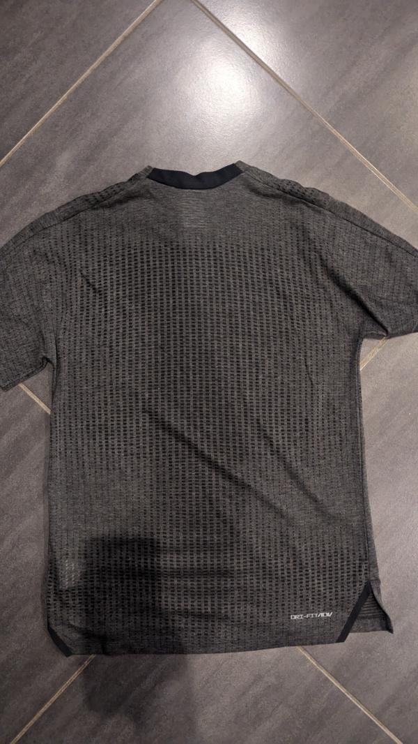 Entre Particuliers - T-shirt Nike  pro ADV gris 3/5