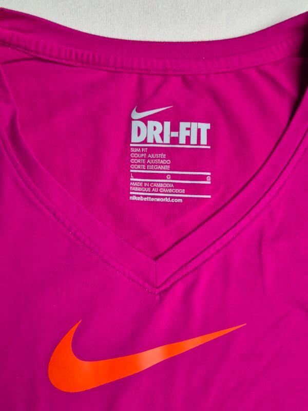 Entre Particuliers - T-shirt Nike 2/3