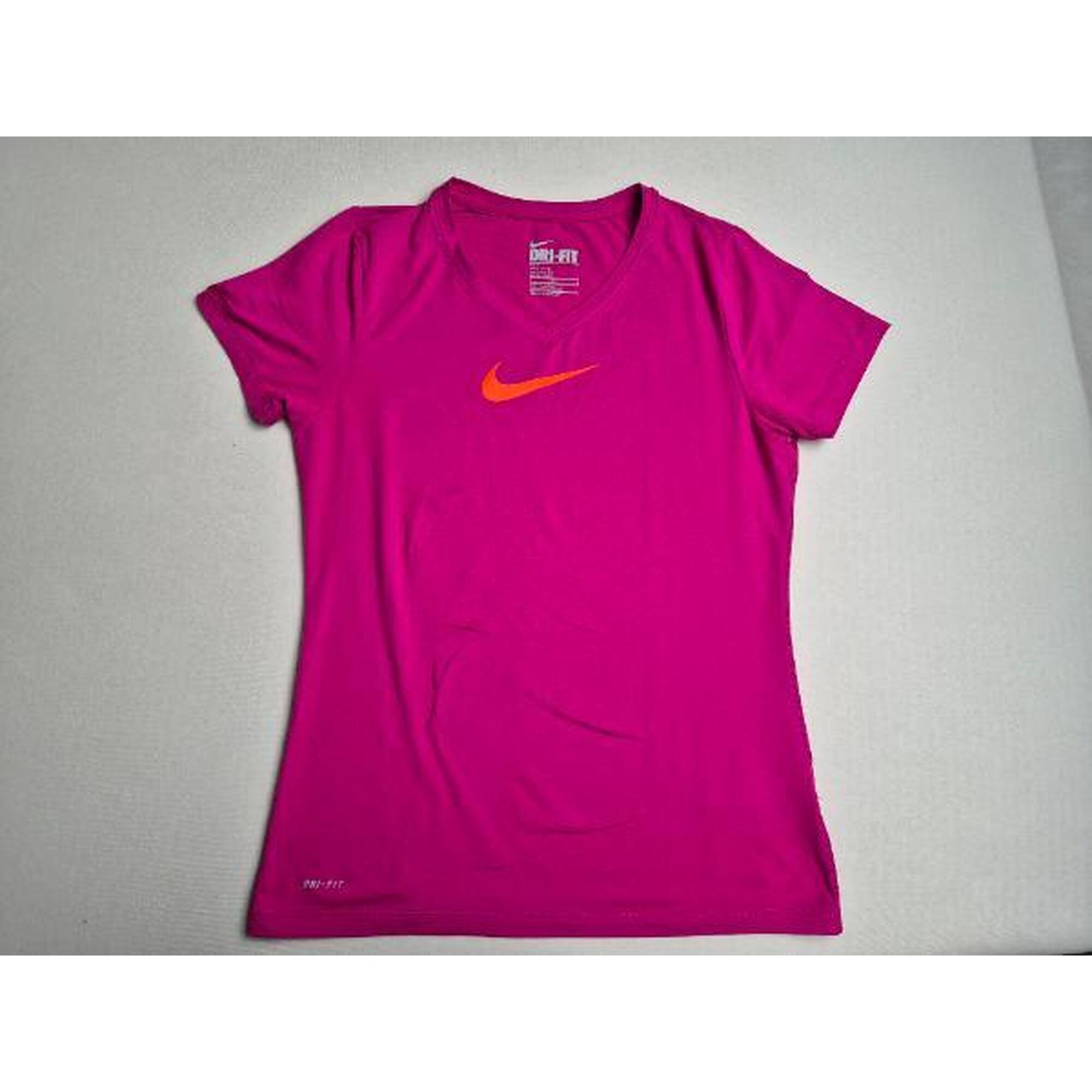 Entre Particuliers - T-shirt Nike