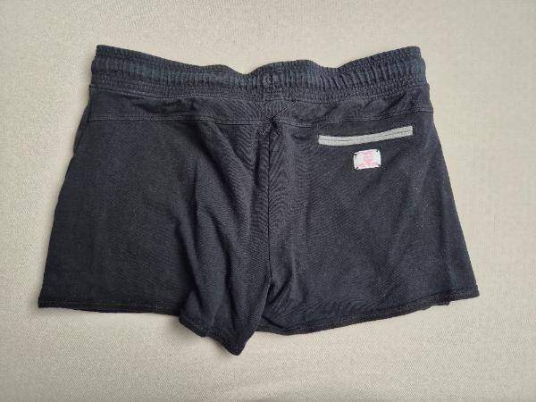 Tussen Particulieren - Shortje in joggingstof 2/3