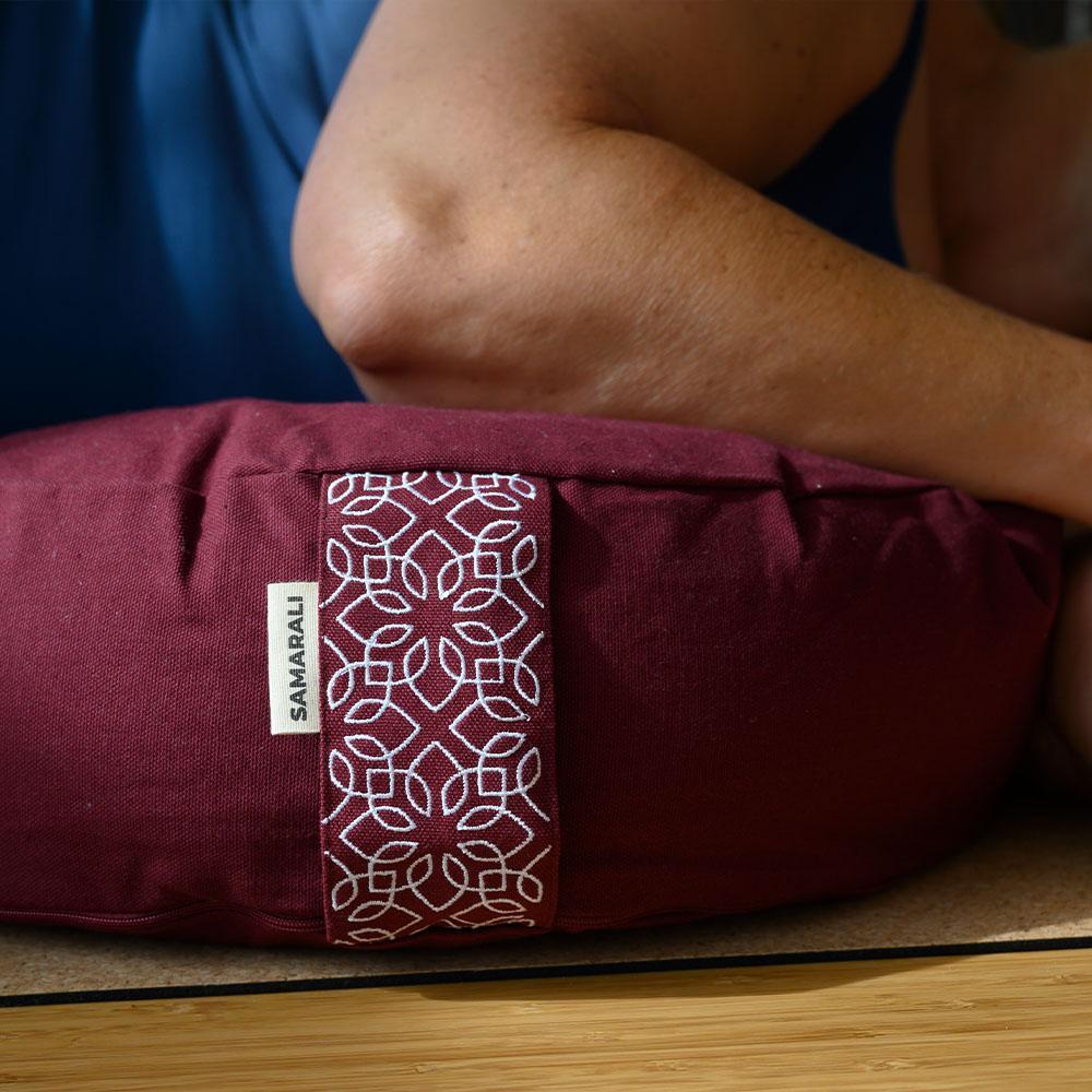 Almohada de meditación con cuña Granate 3/5