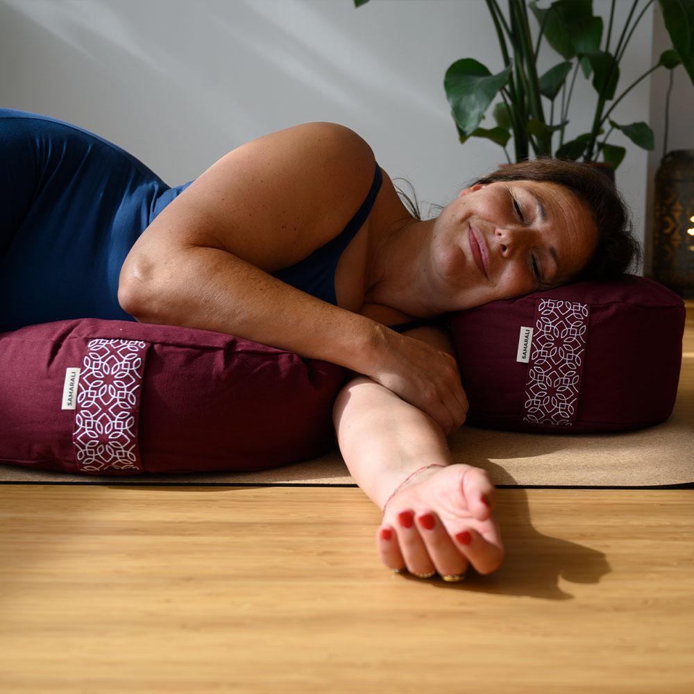 Almohada de meditación con cuña Granate 4/5