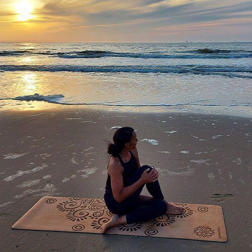 Seturi de yoga - Răsărit de lună