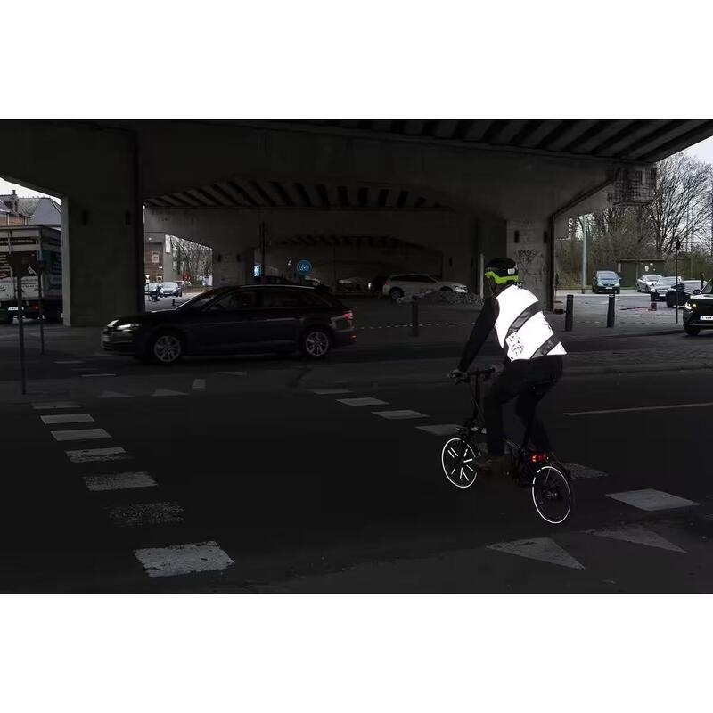 Vollständig reflektierende Fahrradjacke