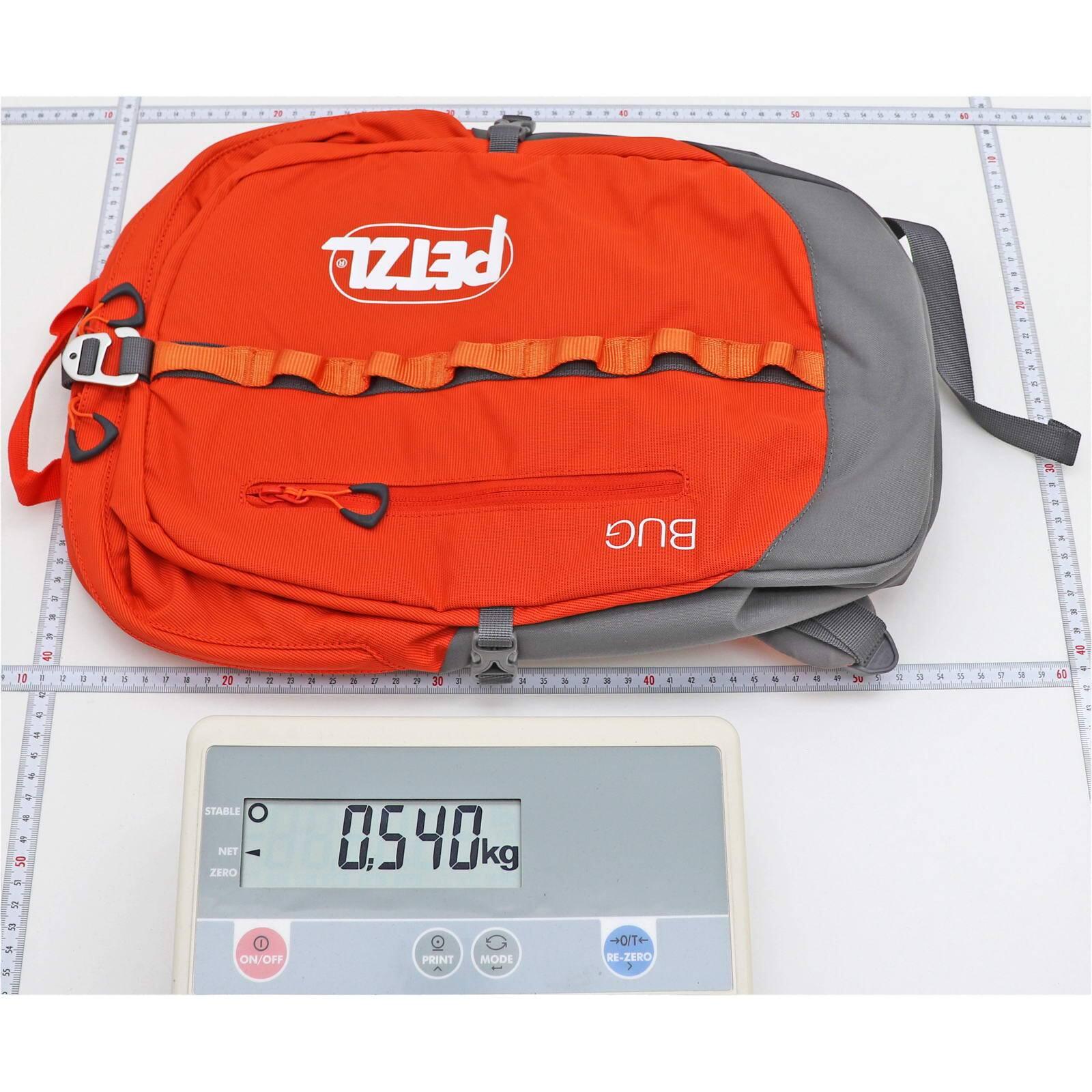 Petzl Bug — Sac à dos escalade 18L gris, nylon, compact, ceinture escamotable 2/4