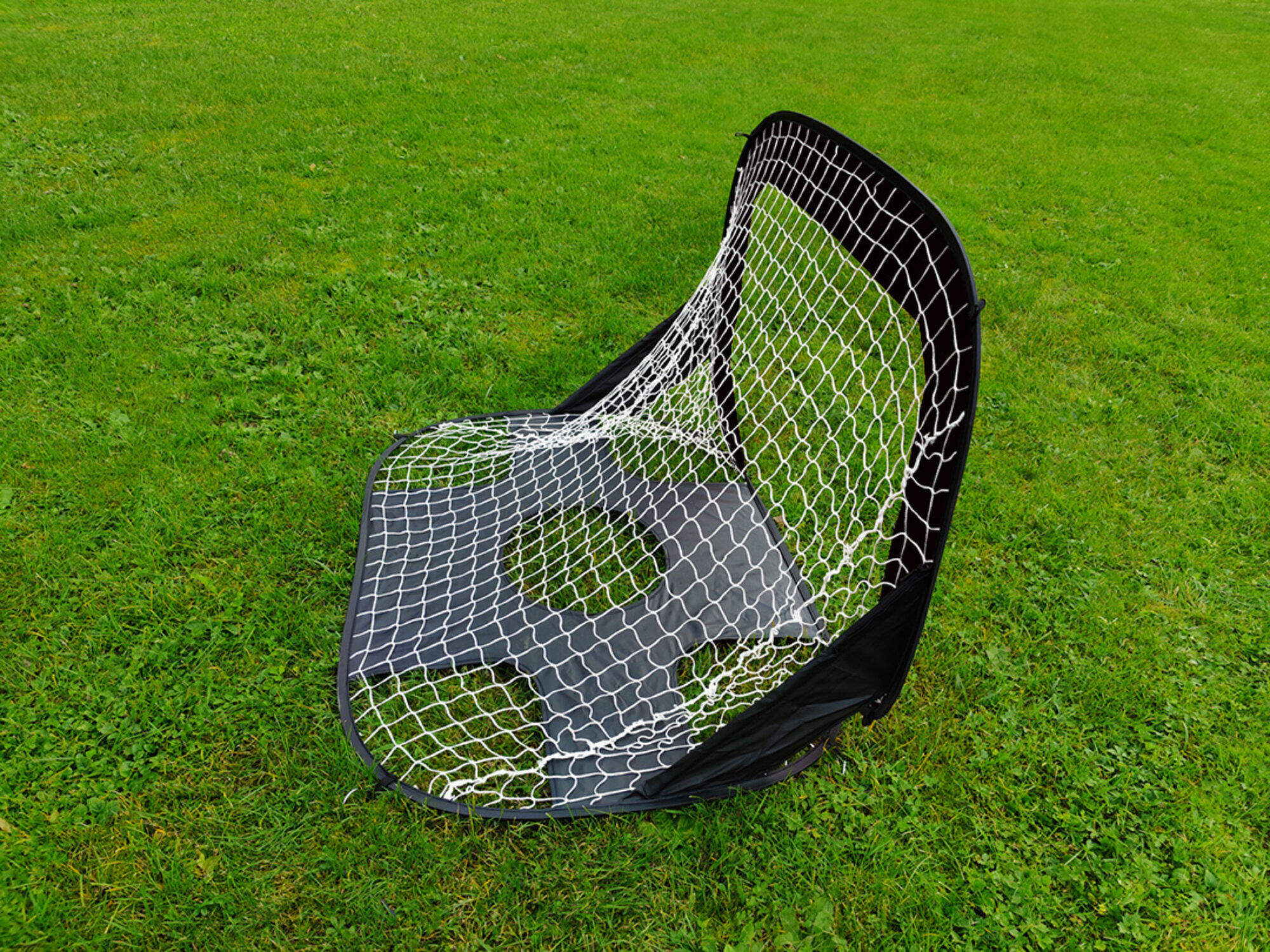 Fußballtor 2 in 1 (110x80cm) - Spielen und Präzision trainieren! 4/6
