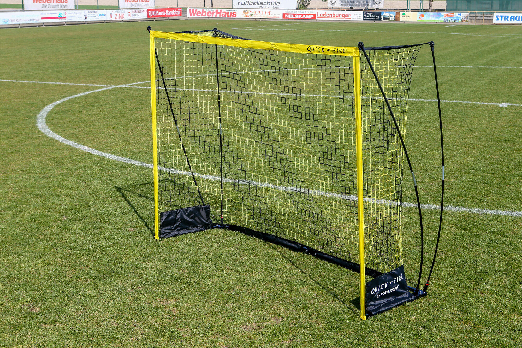 Quickfire zelf-gestabiliseerd voetbaldoel -3m x 2m 5/8