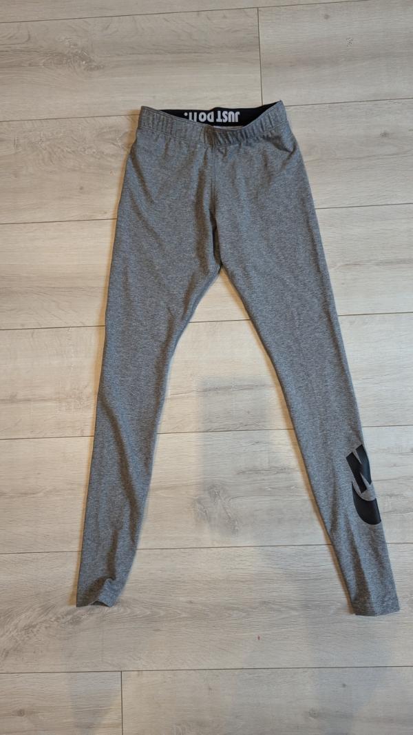 NIKE picture