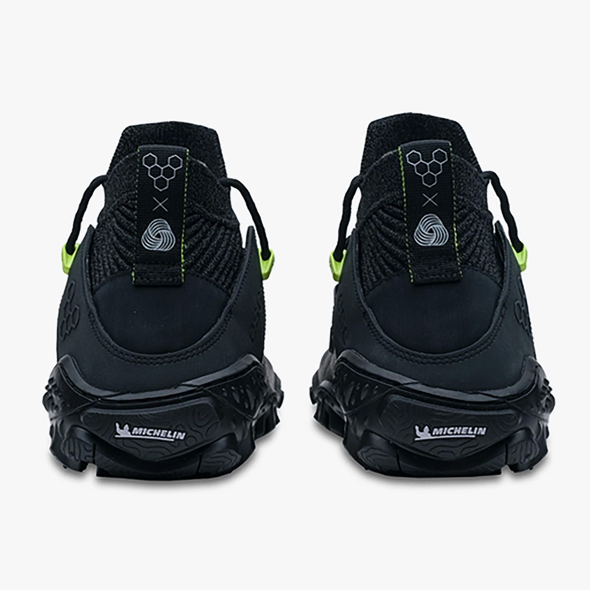 Męskie turystyczne buty barefoot MAGNA FOREST ESC MENS OBSIDIAN Czarny 4/5