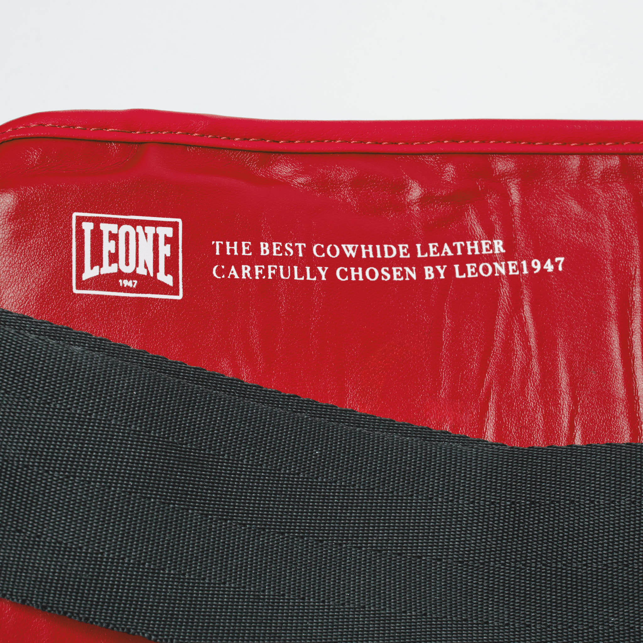 Coquillera Leone1947 THE GREATEST roja XL 4/7