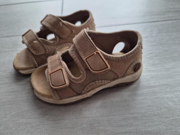 Entre Particuliers - Sandales 23 2/3