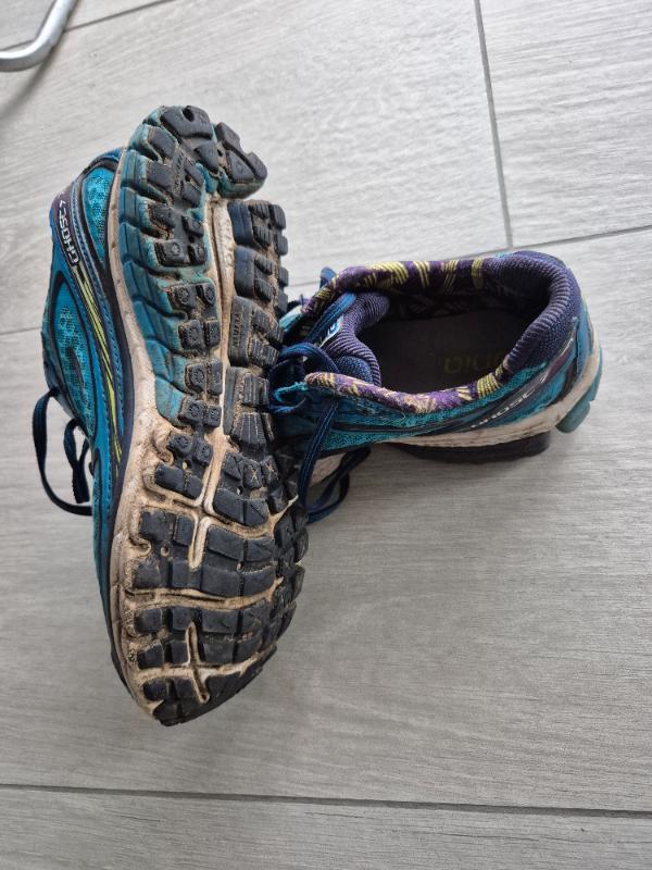 Entre Particuliers - Chaussures de course Brooks 2/2