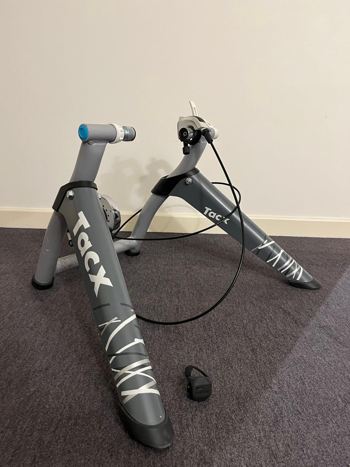 Entre Particuliers Rouleaux Tacx avec sac TACX Decathlon