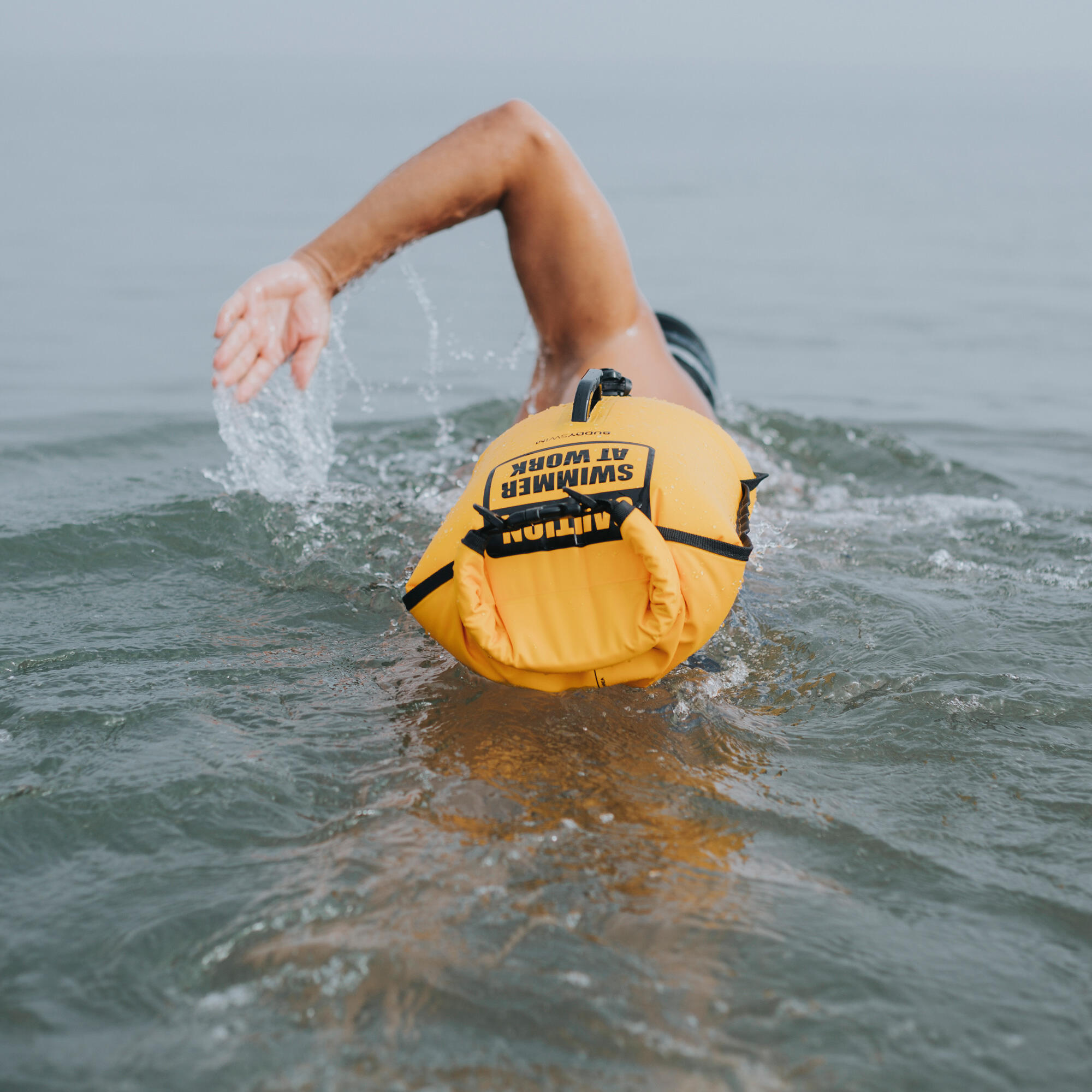 Buddyswim 28 liter Open Water zwemboei en badmuts Buddyswim Geel 5/7