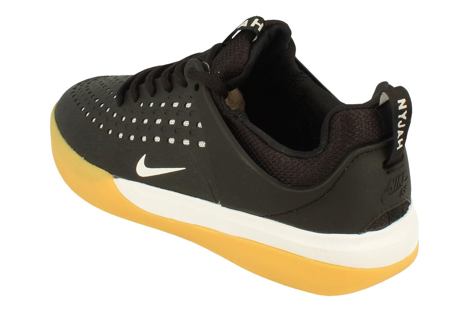 Nike SB Zoom Nyjah 3 Black White Gum 2/5
