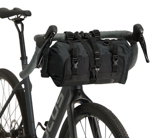 BBB Hanger bag flexible and waterproof Front Fellow 10L