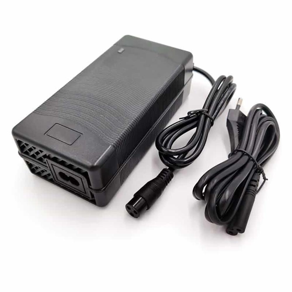 Cargador 60v (salida 67,2v) 2A conector GX16 Ewheel 3/4