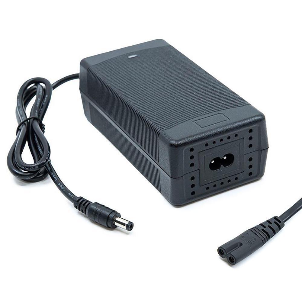 Cargador 48v (salida 54,6v) 2A conector DC 5,5x2,5mm Ewheel 3/5
