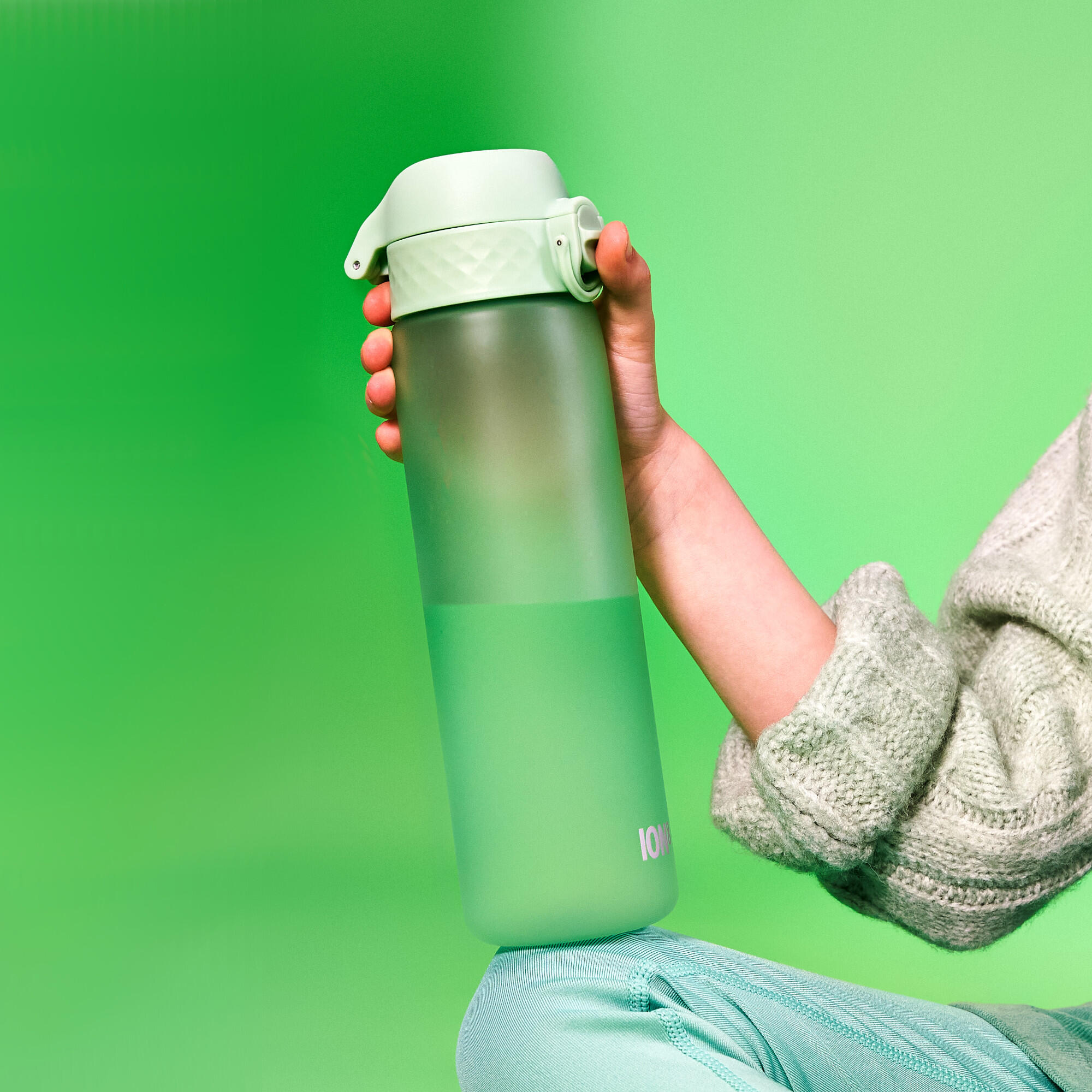 Bidon na wodę ION8 500ml z atestem PZH – szczelny, lekki, bez BPA 2/8