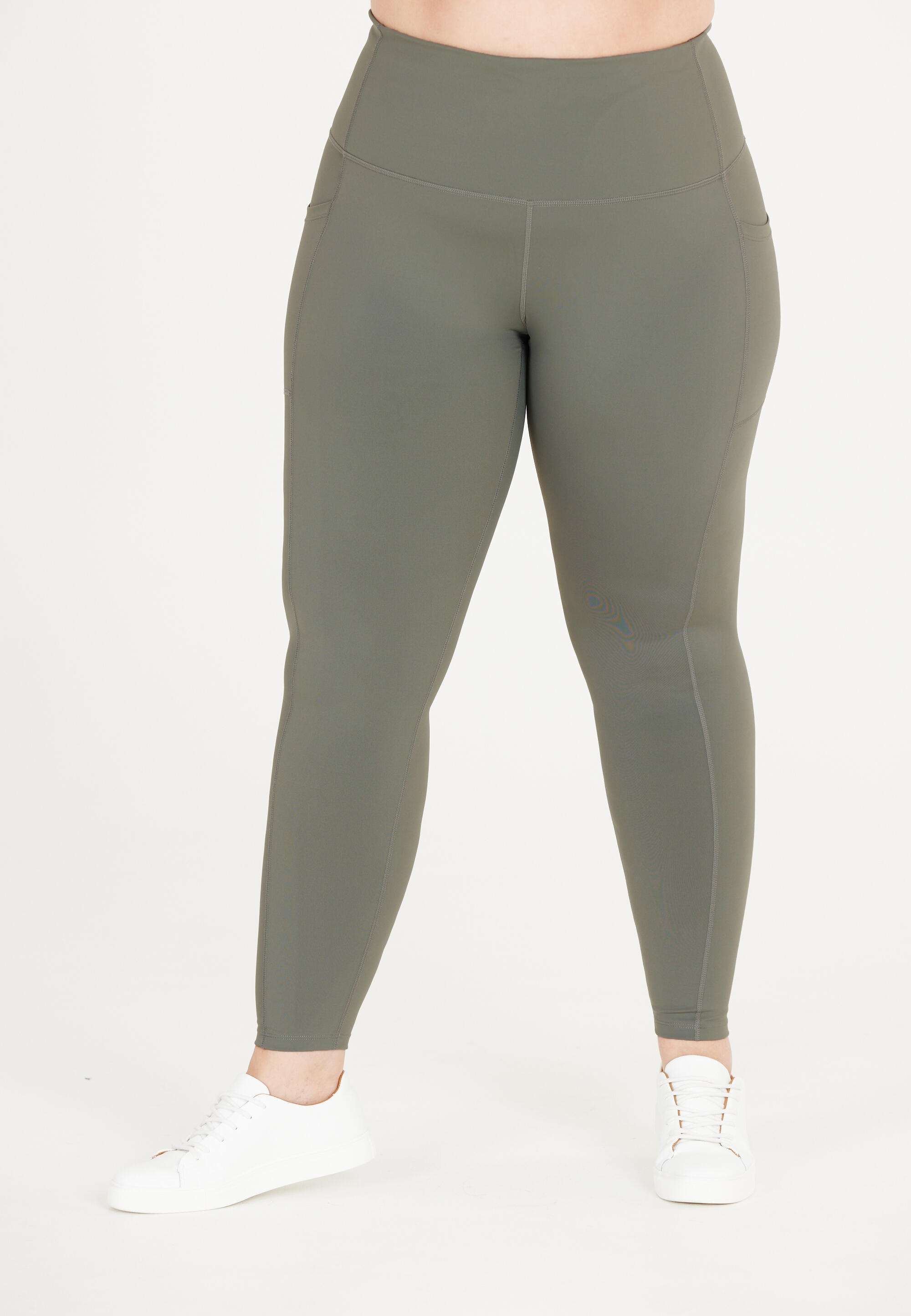 Tight Thalia 4/5