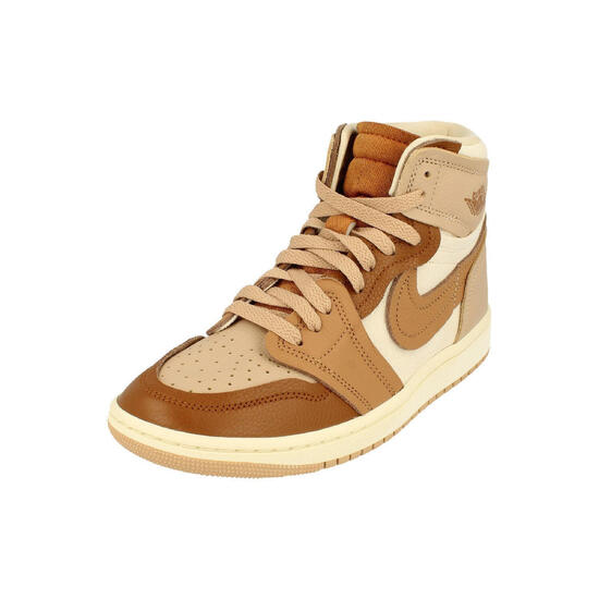 Buty do chodzenia damskie Air Jordan 1 MM High
