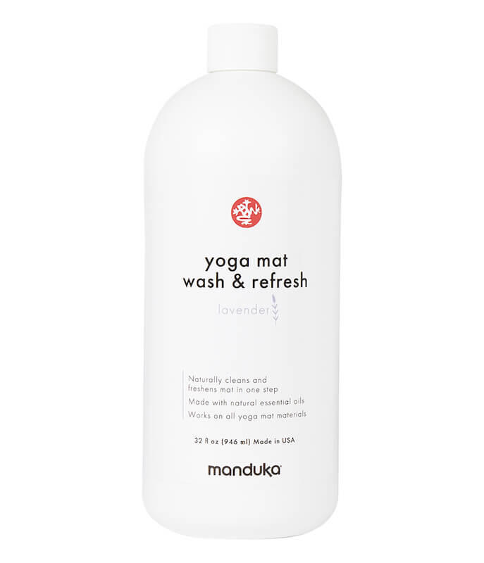 Manduka Yoga Mat Wash and Refresh 946ml 2/4