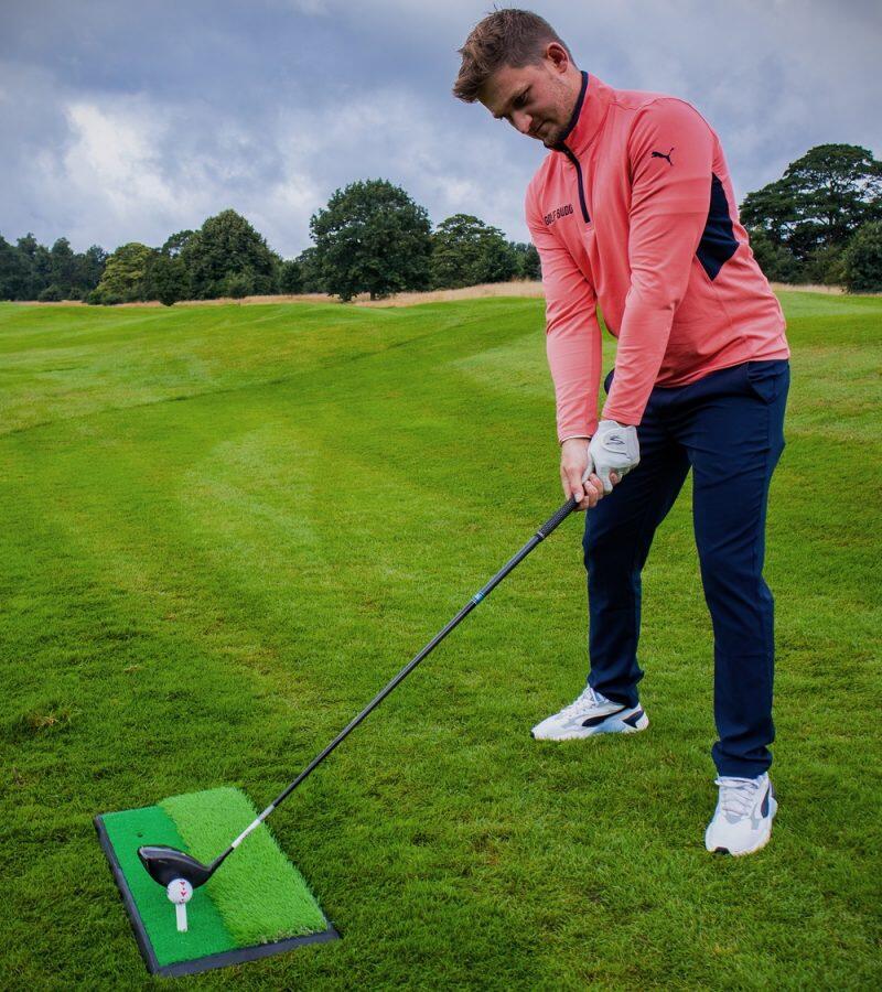 PGA TOUR 2 In 1 Golf Hitting Mat 5/5