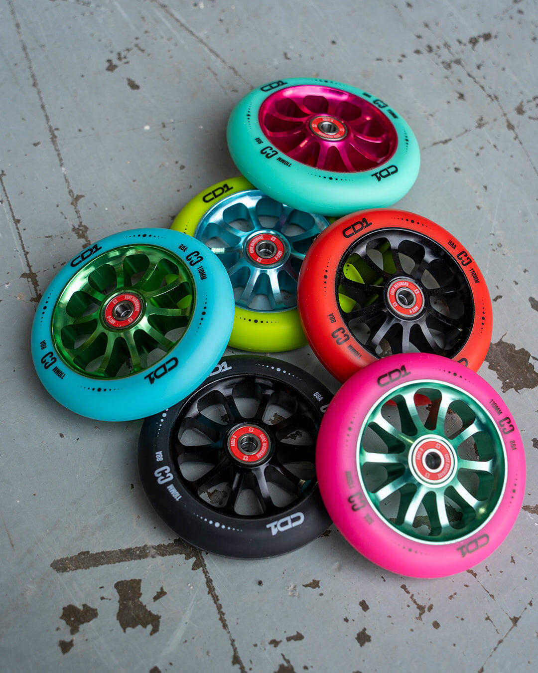 CORE CD1 Spoked Stunt Scooter Wheel 110mm - Pink/Teal 2/5